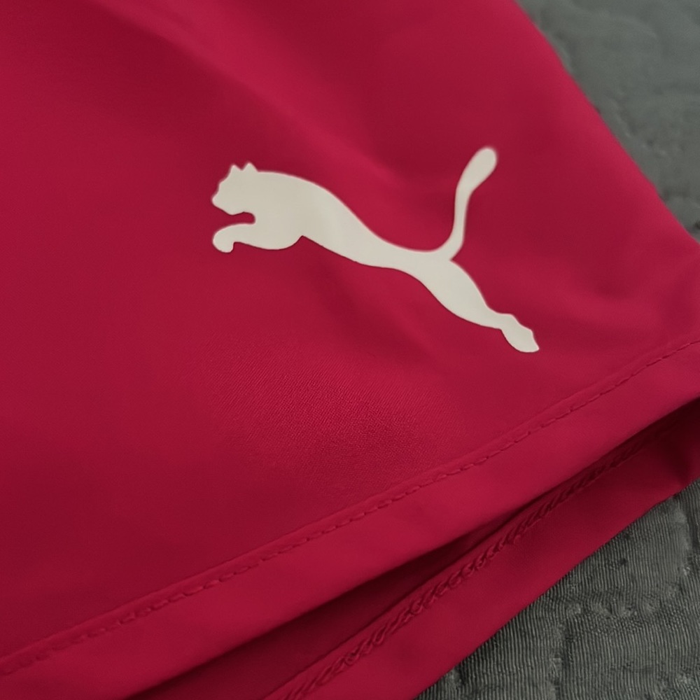 Puma - Picture 2 of 4